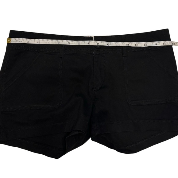 New Love Culture women’s chino/cargo style black shorts with back pockets L - Picture 7 of 9